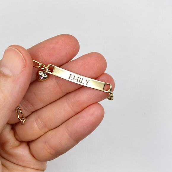 EMILY 10K Gold Plated ID Bracelet Heart Charm Pink Crystal Figaro Chain 6 1/4 - Picture 3 of 7